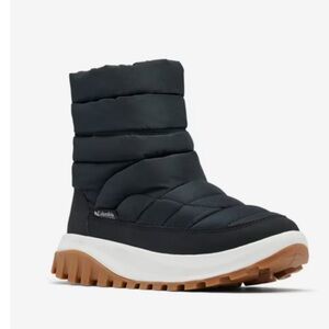 Columbia Black and White Quilted Winter Boots